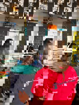 Prevenzione delle catastrofi legate a pericoli naturali:  QBE Foundation e Save the Children insieme per un’educazione innovativa